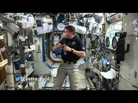 #askAstro: Discoveries From The Space Station