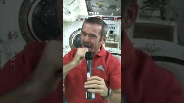 Comment on se brosse les dents dans l’espace ?