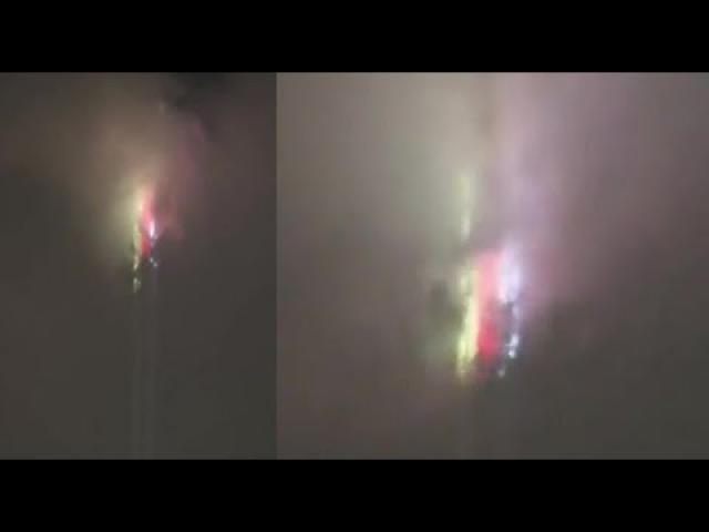 Flaming beam of light appears in Tucson, Arizona