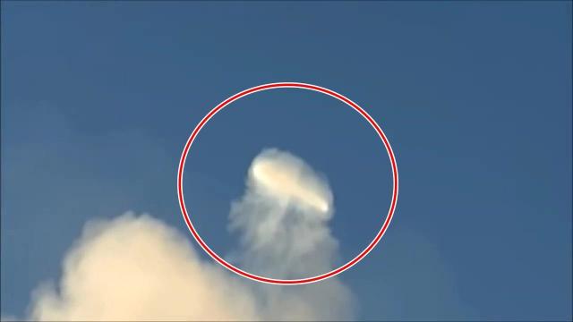 Giant ring came from cloud in Philadelphia, Pennsylvania