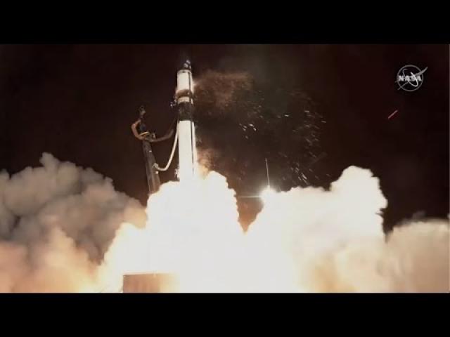 Rocket Lab launches NASA's CAPSTONE mission to moon