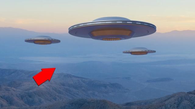 DON'T MISS This Most Rare Video !!!! Scientist's Eagerly Awaited  UFO Found On Mountain Top