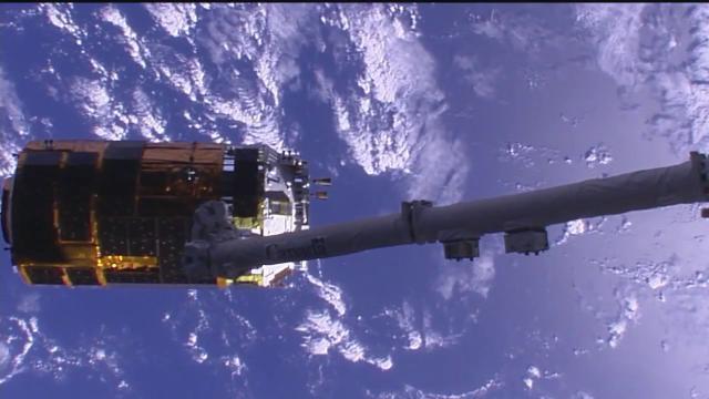Japanese HTV-6 Cargo Ship Released From Space Station | Video