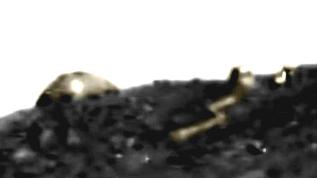 UFO NEWS: LARGE UFO SEEN LEAVINGS MARS? DOME BUILDINGS FOUND ON MARS ALSO?