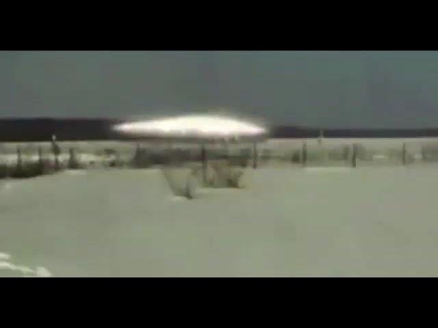 Siberia – UFO Touchdown And Strange Figures Captured On Video