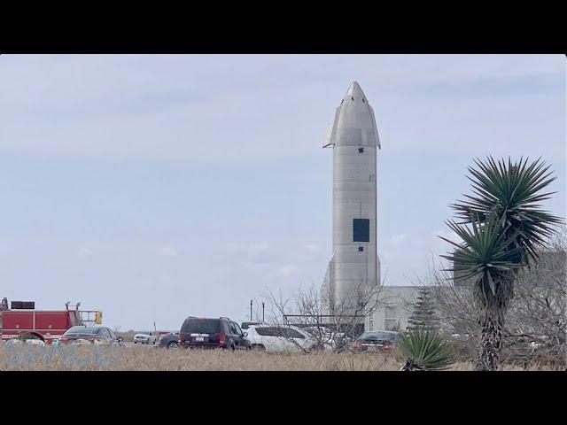 SpaceX Starship SN11 rolling out to launch pad