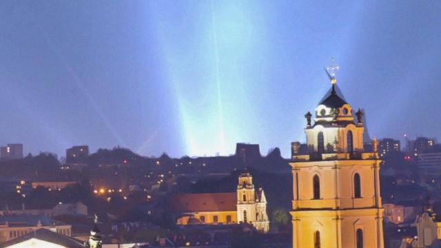 MASSIVE BLUE UFO Lights Over Northern Europe | Amazing UFO Sightings | Latest UFO