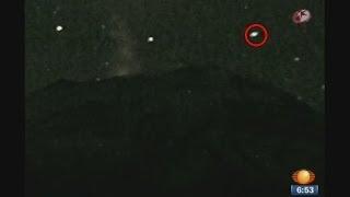 UFO OVER POPOCATEPETL VOLCANO MEXICO OVNI DECEMBER 5 2013 HD