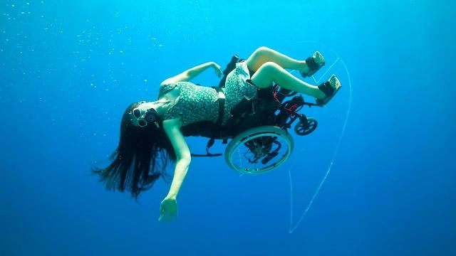 People Are Awesome This Woman Designs Wheelchair She Can Pilot Underwater - Deep Sea Diving