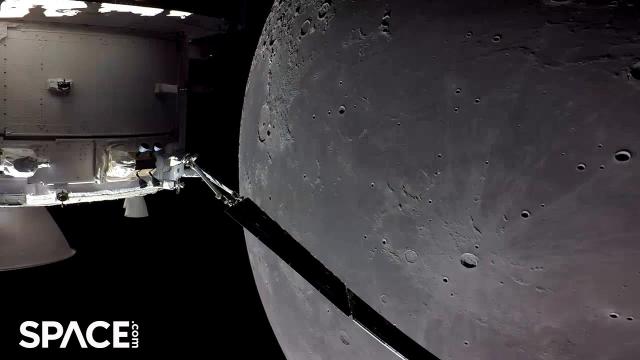 Artemis 1 spacecraft captures amazing view of moon's craters during flyby