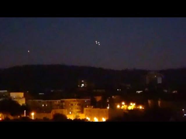 Four Strange Bright Moving UFO Lights Sighted over Marseille in France