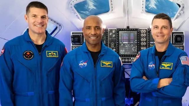 Artemis 2 moon astronauts talk about mission delays