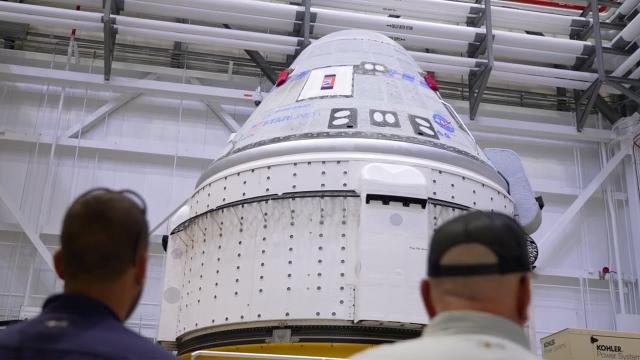 Boeing Starliner on the move at NASA ahead of 1st astronaut mission!