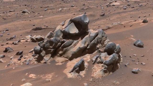 Perseverance rover delivers amazing view of ancient Mars river - Take a tour