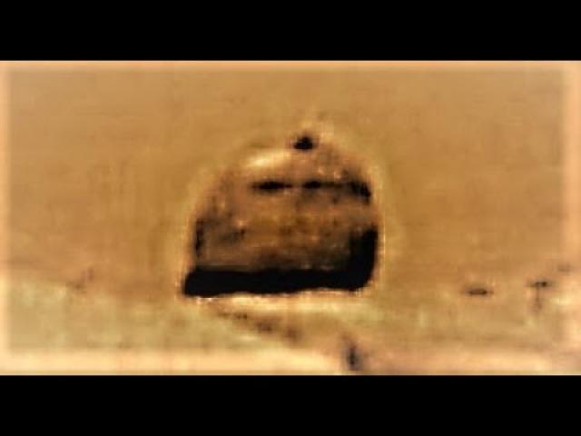 Strange Object found in Santa Maria crater on Mars