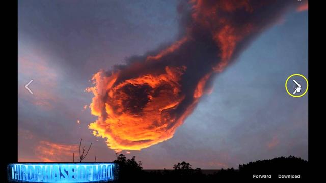 Awestruck!! UFO Sightings "THE HAND OF GOD" Portugal Major EVENT 2016