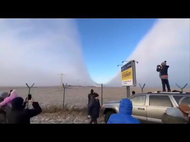 Strange V-Shaped phenomenon in the skies over Russia