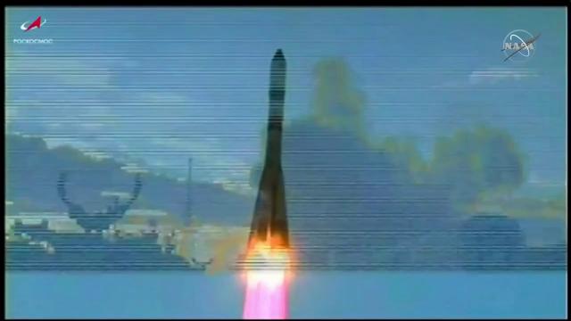 Liftoff! Russian Progress 76 cargo mission launches to space station