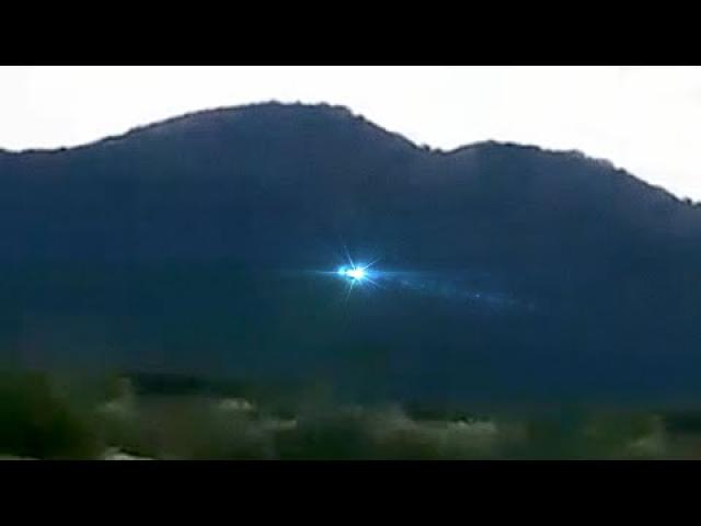 Silver UFO spotted near La Caldera River, Argentina April 10, 2022 ????