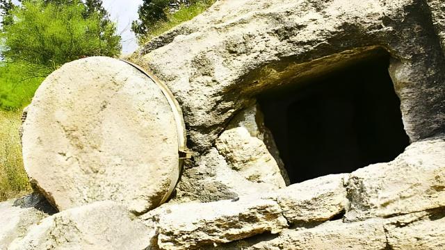 A Hiker Finds an Old Tomb and Steals a Mysterious Box From It