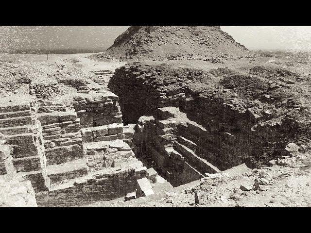 Physical Evidence Clearly Shows There's a Huge Structure Buried Near the Egyptian Pyramids