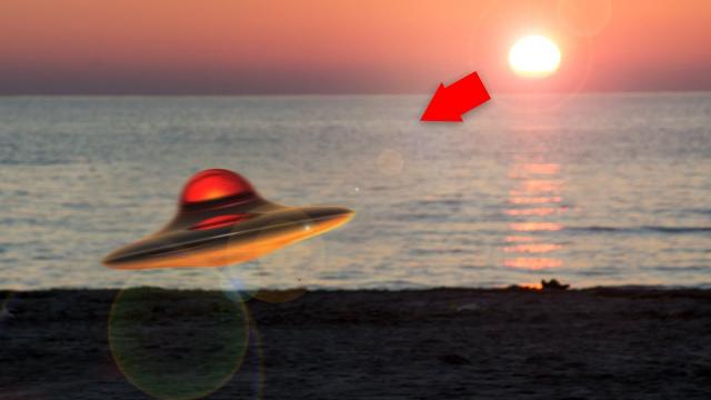 UFO Landing, Night Vision Proof Caught On Camera!! UFOs!!