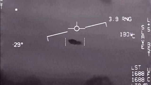 Pentagon Releases New Navy Encounter UFO Video ! UFO Footage