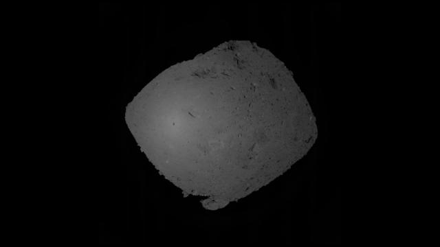 Watch Japanese Probe Approach Asteroid to Snag Samples