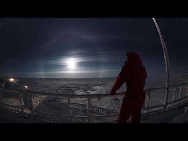 Giant humanoid found in live stream from Neumayer Research Station in Antarctica