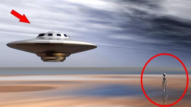 Most Mysterious UFO Sightings!! Real Aliens Caught On Tape
