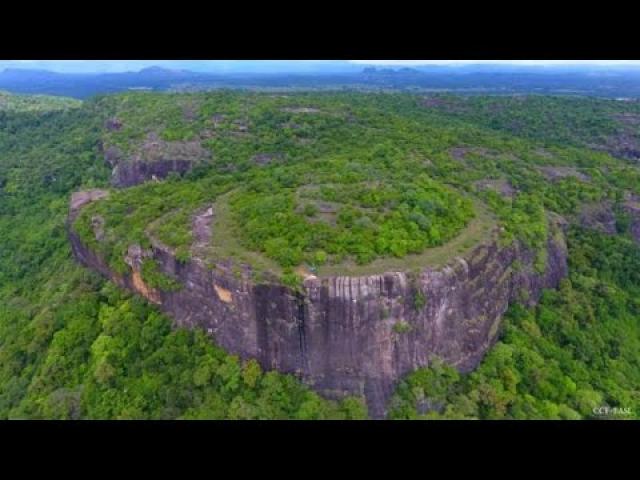 The lost Neolithic petroglyphs of Alien Mountain