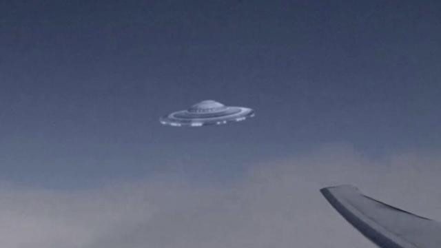 UFO Filmed From Airplane ! Unbelievable UFO Sightings Reported From AirAsia