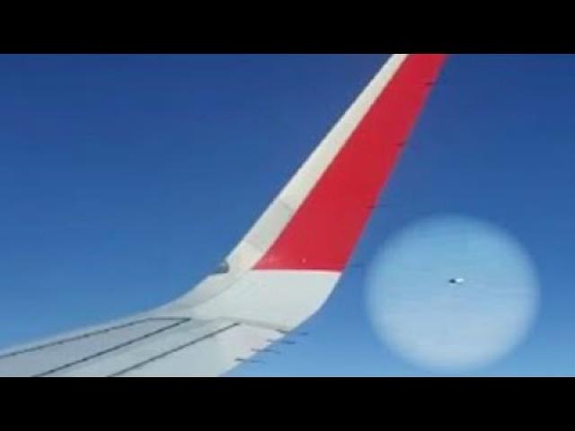 Disc Shaped UFO Filmed By Passenger During Air India Flight From New Delhi To Riyadh
