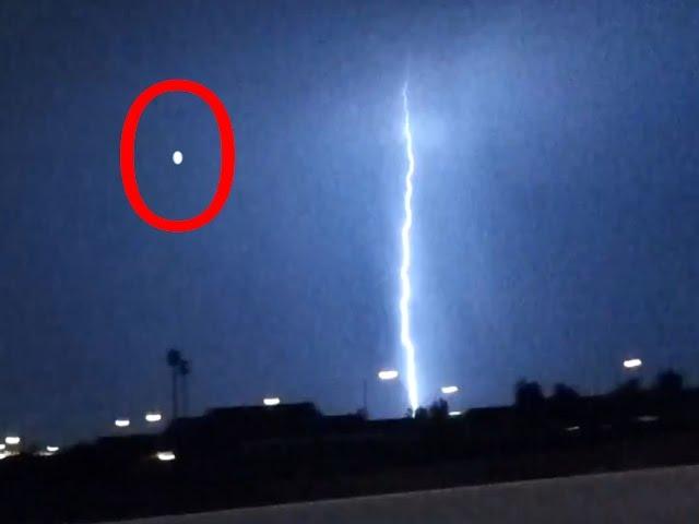 Electrifying UFOs Sightings Captured During Major Lighting Storm Over Vegas!!