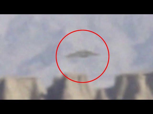 TRIANGLE SHAPED UFO filmed by US soldiers in Afghanistan | UFO Attack In Afghanistan | Alien Videos