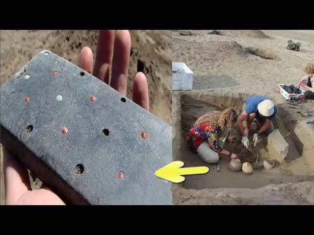 NEW: Archaeologists Find 2,100 Year Old 'iPhone' In Russian Atlantis