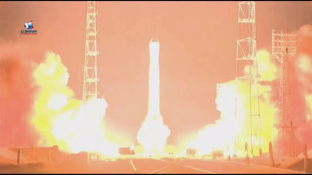 Blastoff! Russia launches Angosat-2 atop Proton-M rocket