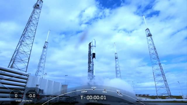 SpaceX launches new Starlink batch, nails landing - Oct. 20, 2022