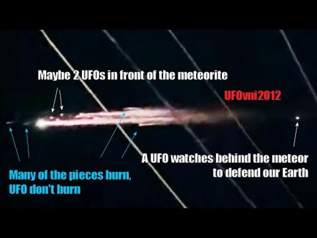 A UFO Monitors Behind The Meteor To Defend Our Earth, Sinaloa, Feb 6, 2022