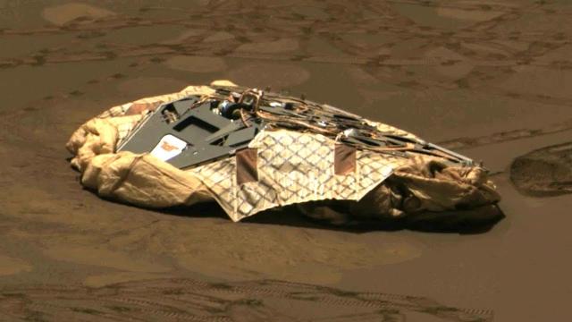 WAS A UFO SEEN On MARS NEAR THE OPPORTUNITY ROVER LANDING SITE?