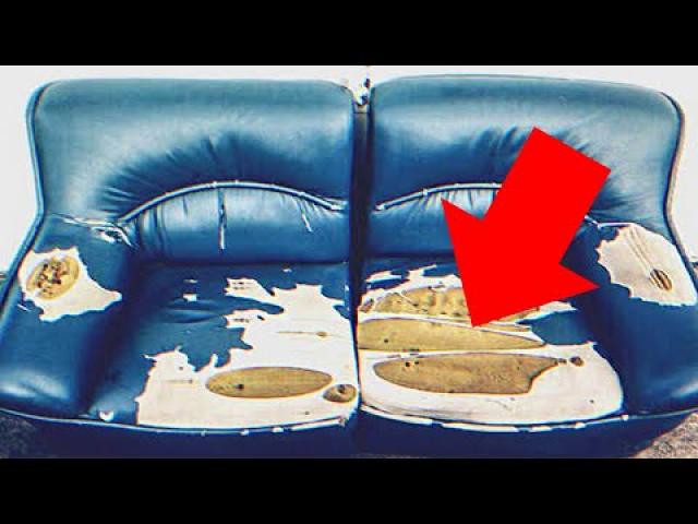 Single Mom Spends Last Money on Old Sofa, Friend Finds Stash inside