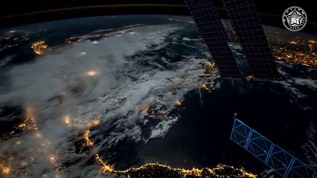LIVE : Earth From Space / Video From The International Space Station ISS