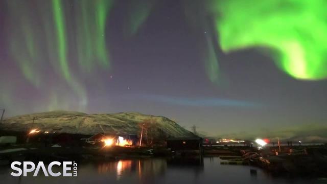 Strange blue aurora spotted over Sweden in amazing time-lapse