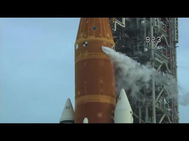 NASA Artemis 1 moon rocket has 'stress crack' in tank's foam, no structural damage