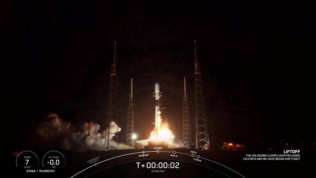 Blastoff! SpaceX launches 56 Starlink satellites, nails landing at sea