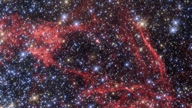 Stunning Supernova Remnant in the Large Magellanic Cloud - Hubble Zoom-In Video