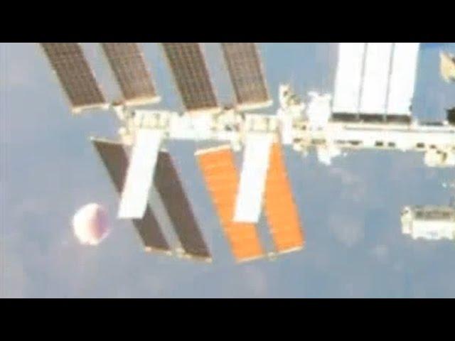 UFO Sighting Breaking News! Huge Flying Saucer Visits ISS Emergency Evacuation 1/14/2015