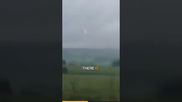 Luminous plasmoid UFO in UK ! ???? #shorts