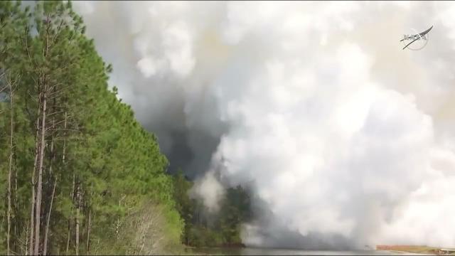 Hot fire! NASA SLS megarocket's core stage tested for over 8 minutes