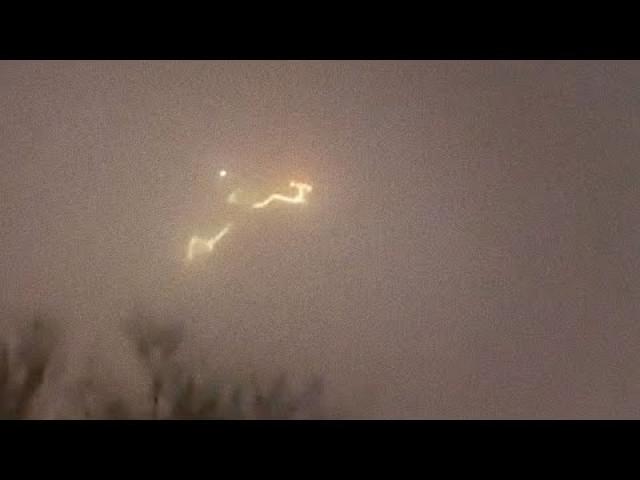 Almost Clear UFO Footage Captured in Hadera, ISRAEL March 2022 ????